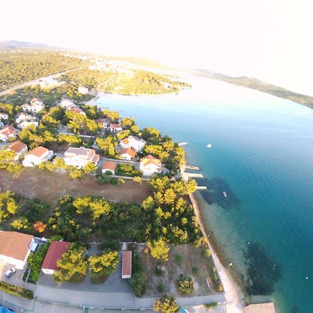 Apartments Vila Leona Pirovac Kültér fotó