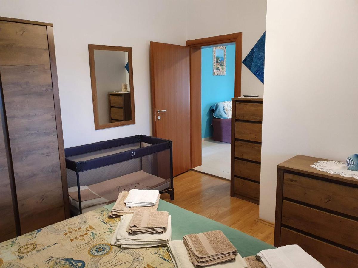 Apartments Vila Leona Pirovac Kültér fotó